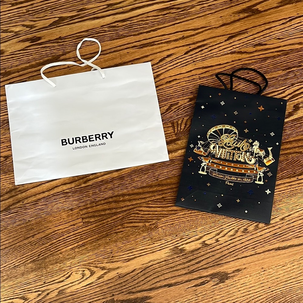 Burberry White and Blue Louie Vuitton Shopping Bags
